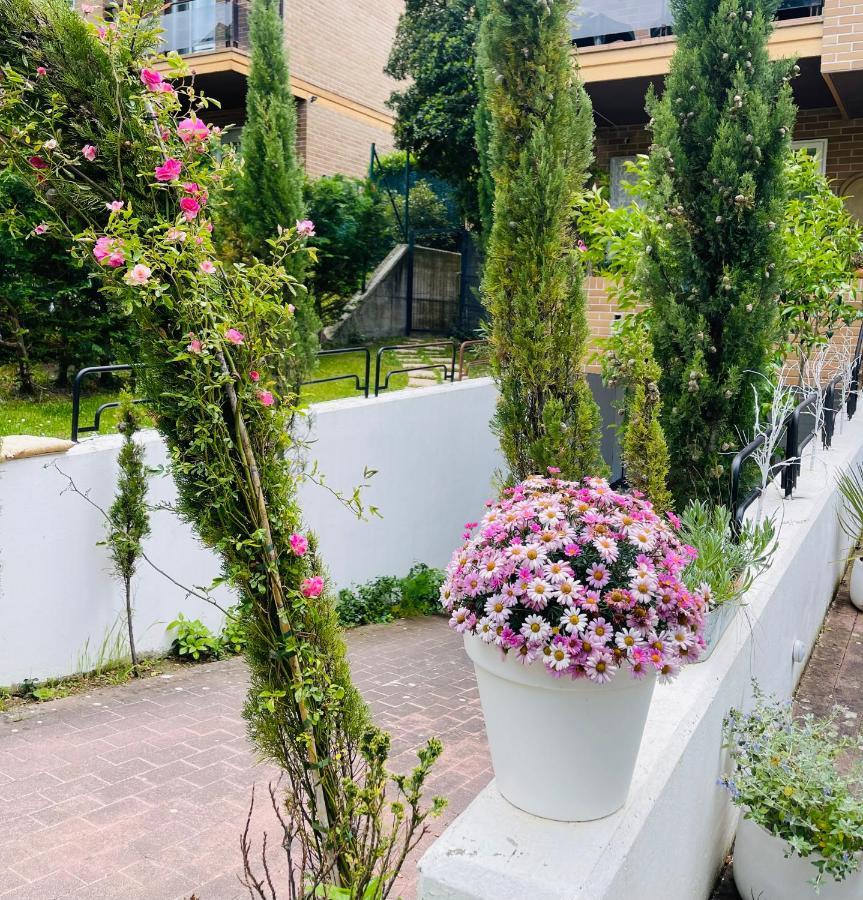 Estilosa Casa Golf Suites Gorraiz Exterior foto